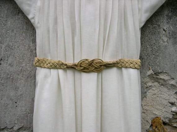 Robe en lin et soie détail de la ceinture
