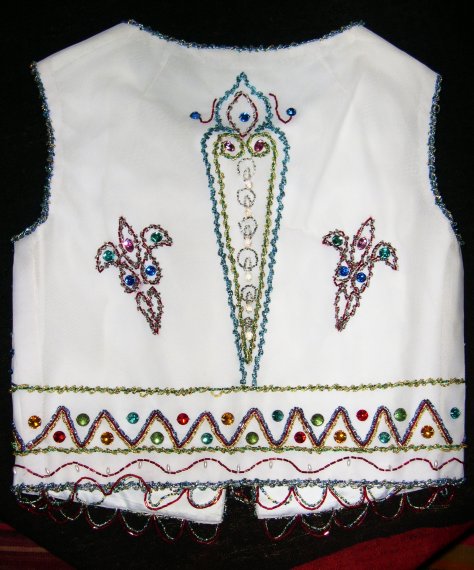 Gilet en tulle blanc et broderies dos