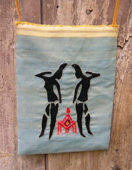 Pochette danseuses du Tassili vue en détail